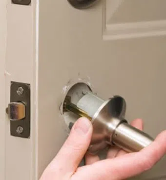Lock Key Store Indianapolis, IN 317-975-2286 - 11-Residential-Locksmith